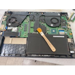 Laptop Notebook - Wartung Reinigung (Dicke Staubschichten)