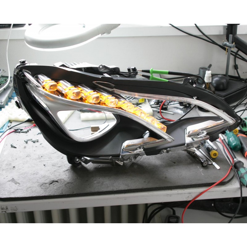 Mercedes Benz E-KLASSE W212 FACELIFT Scheinwerfer Blinker Reparatur