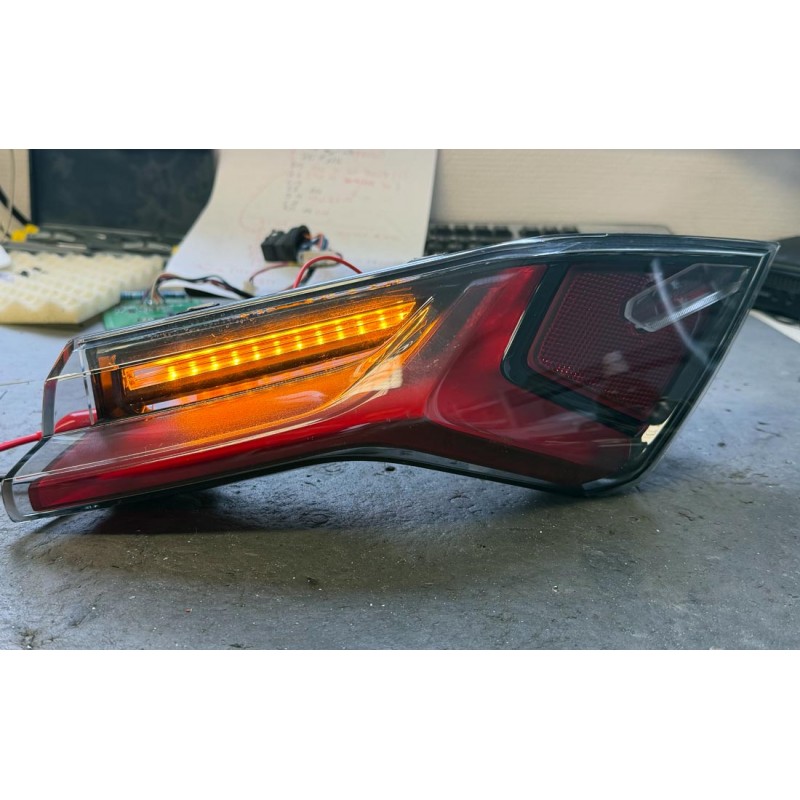 Lamborghini Urus Rückleuchten Heckleuchte Komplet US auf EU-Standard Modifikation der Beleuchtung umbau (orange Blinker)