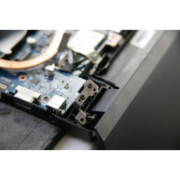Laptop Scharnier Reparatur Professionelle Instandsetzung der Displayhalterung