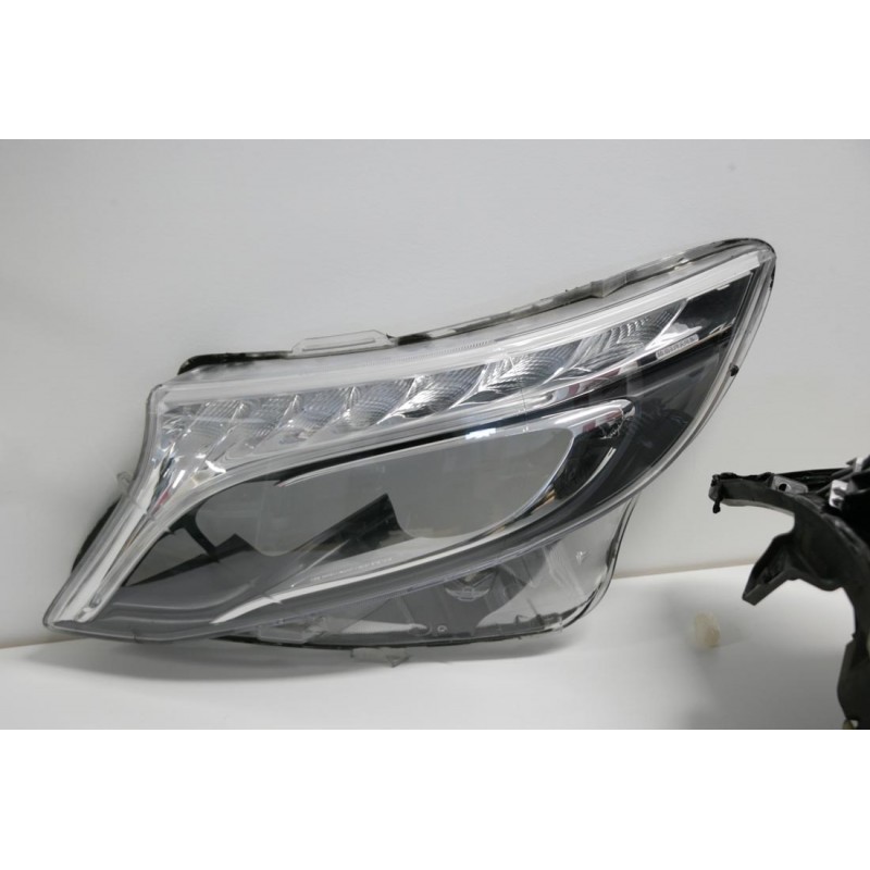 Mercedes-Benz V-Klasse W639 Scheinwerfer Reparatur Blinker Tagfahrlicht